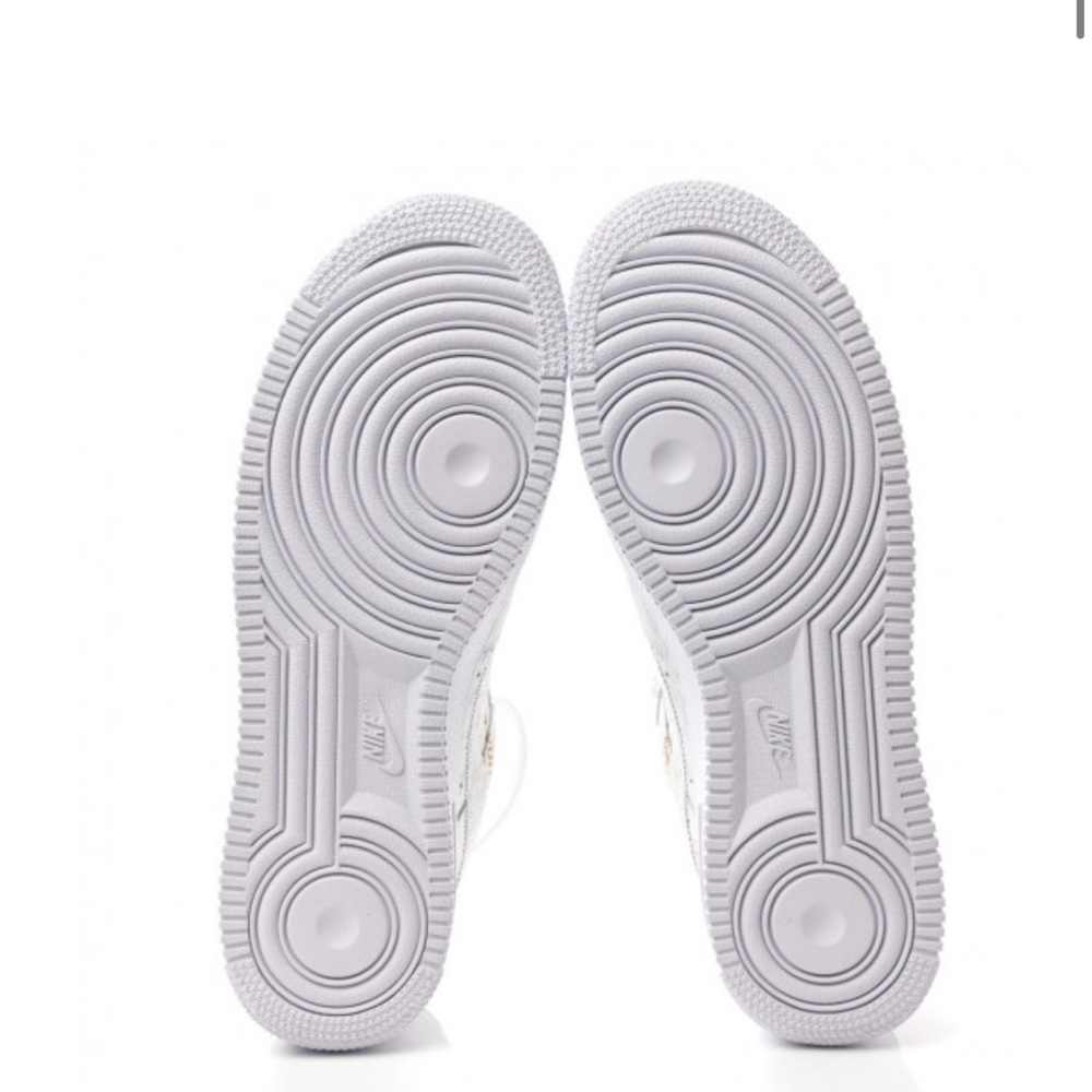 LOUIS VUITTON X NIKE SNEAKER - Picture 7 of 7